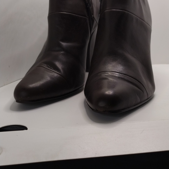 KRISTIN DAVIS HEELS - Picture 3 of 8